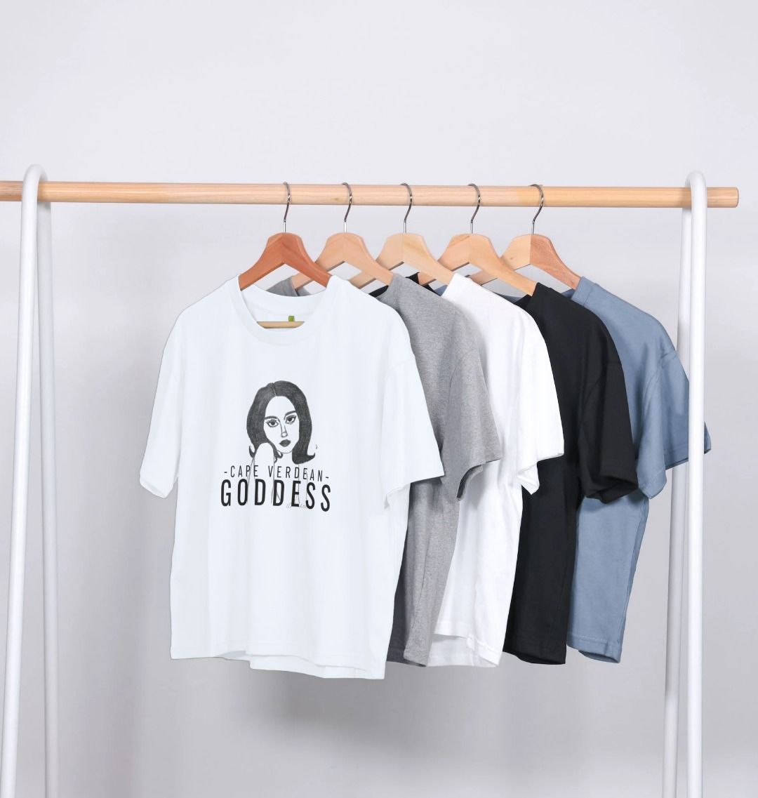 Cape Verdean Goddess Women's Boxy Tee - Livity Tree Art