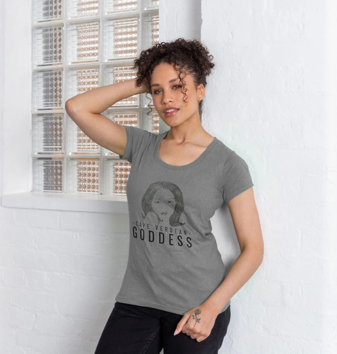 Cape Verdean Goddess Women's Scoop Neck T-shirt - Livity Tree Art